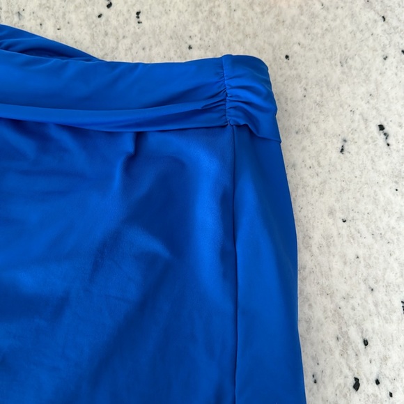 EUC 2 piece bathing suit - Picture 4 of 6